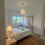 Apartment Blue Wave *